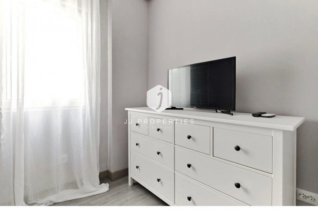 Tweedehands - Appartement / flat -
Torrevieja - Centro