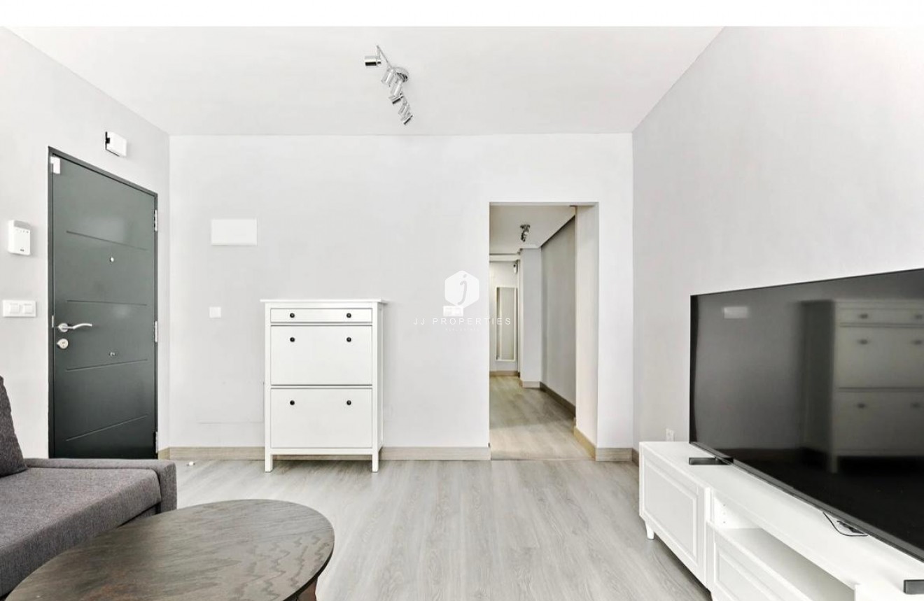 Tweedehands - Appartement / flat -
Torrevieja - Centro