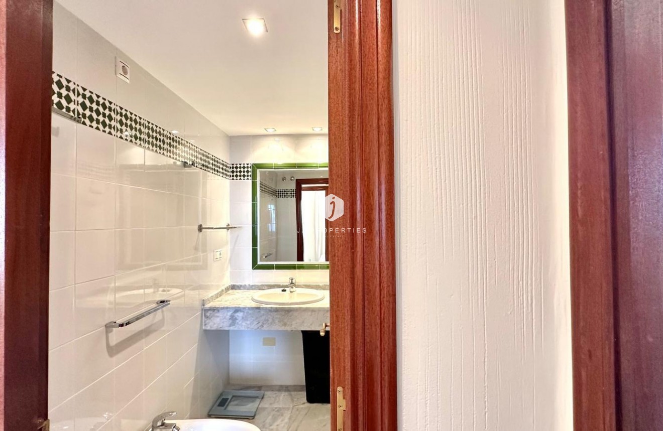 Aus zweiter Hand - Wohnung -
Torrevieja - Los Frutales