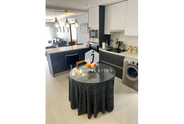 Aus zweiter Hand - Wohnung -
Torrevieja - Playa del Cura