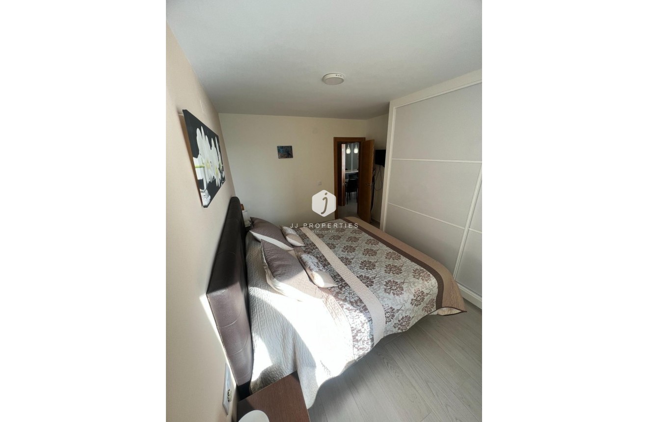 Aus zweiter Hand - Wohnung -
Torrevieja - Playa del Cura