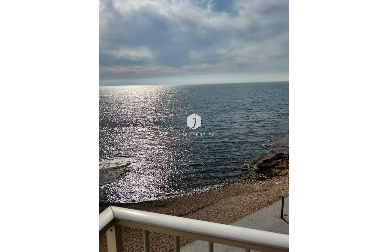 Aus zweiter Hand - Wohnung -
Torrevieja - Playa del Cura