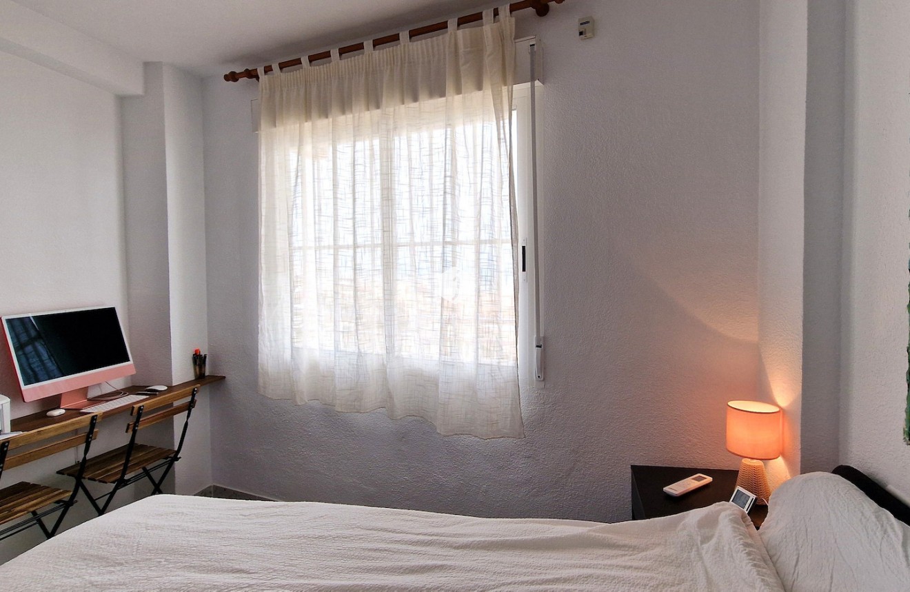 Resale - Apartment / flat -
Torrevieja - Costa Blanca