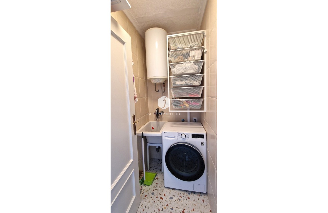 Resale - Apartment / flat -
Torrevieja - Costa Blanca