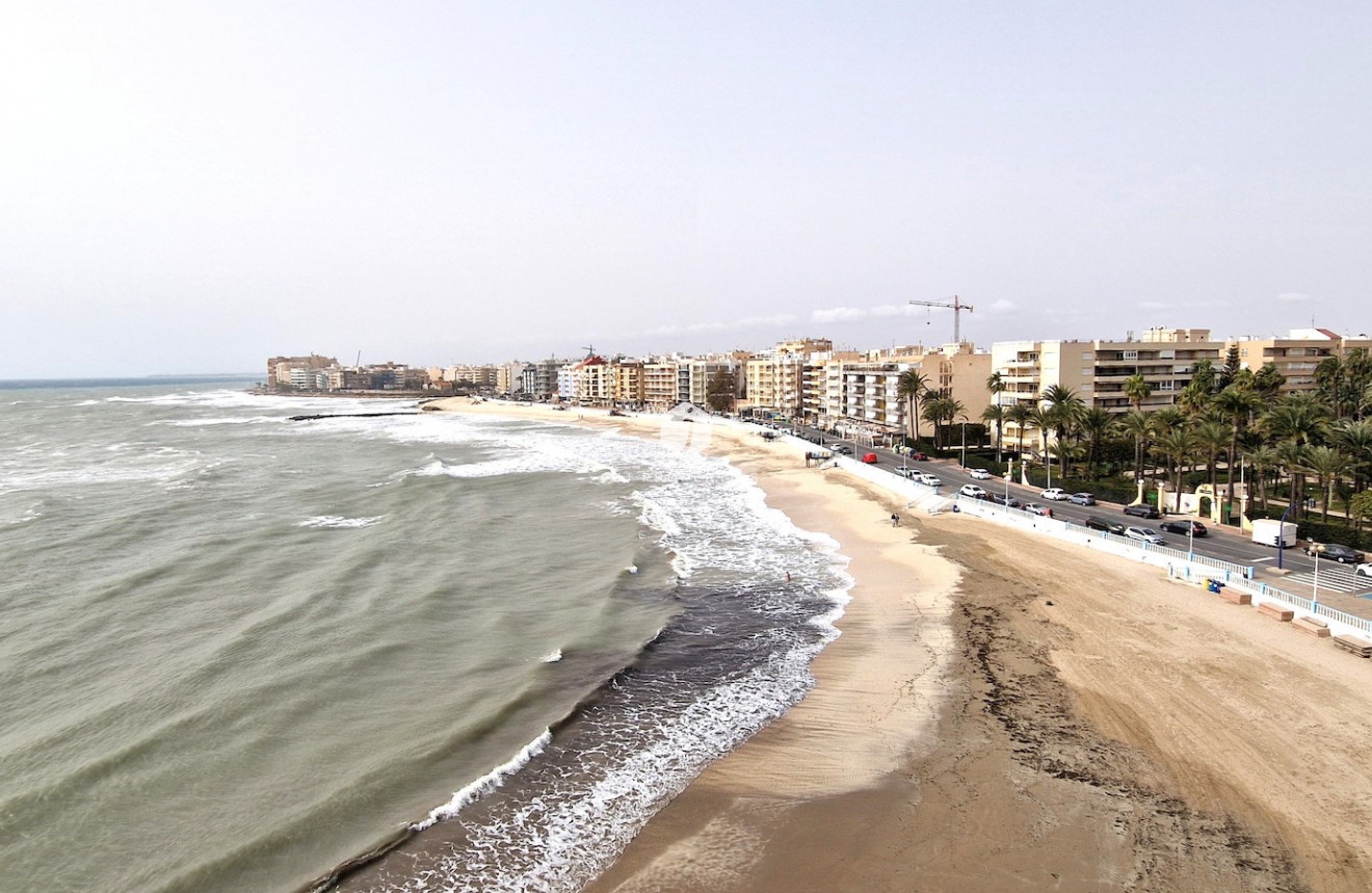 Resale - Apartment / flat -
Torrevieja - Costa Blanca