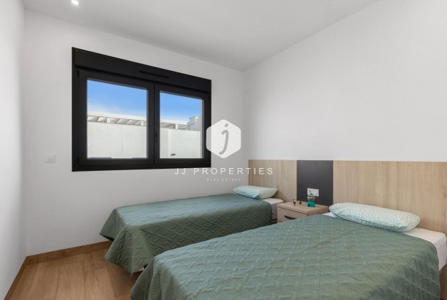 Z drugiej ręki - Daszek -
Torrevieja - Los Balcones - Los Altos del Edén