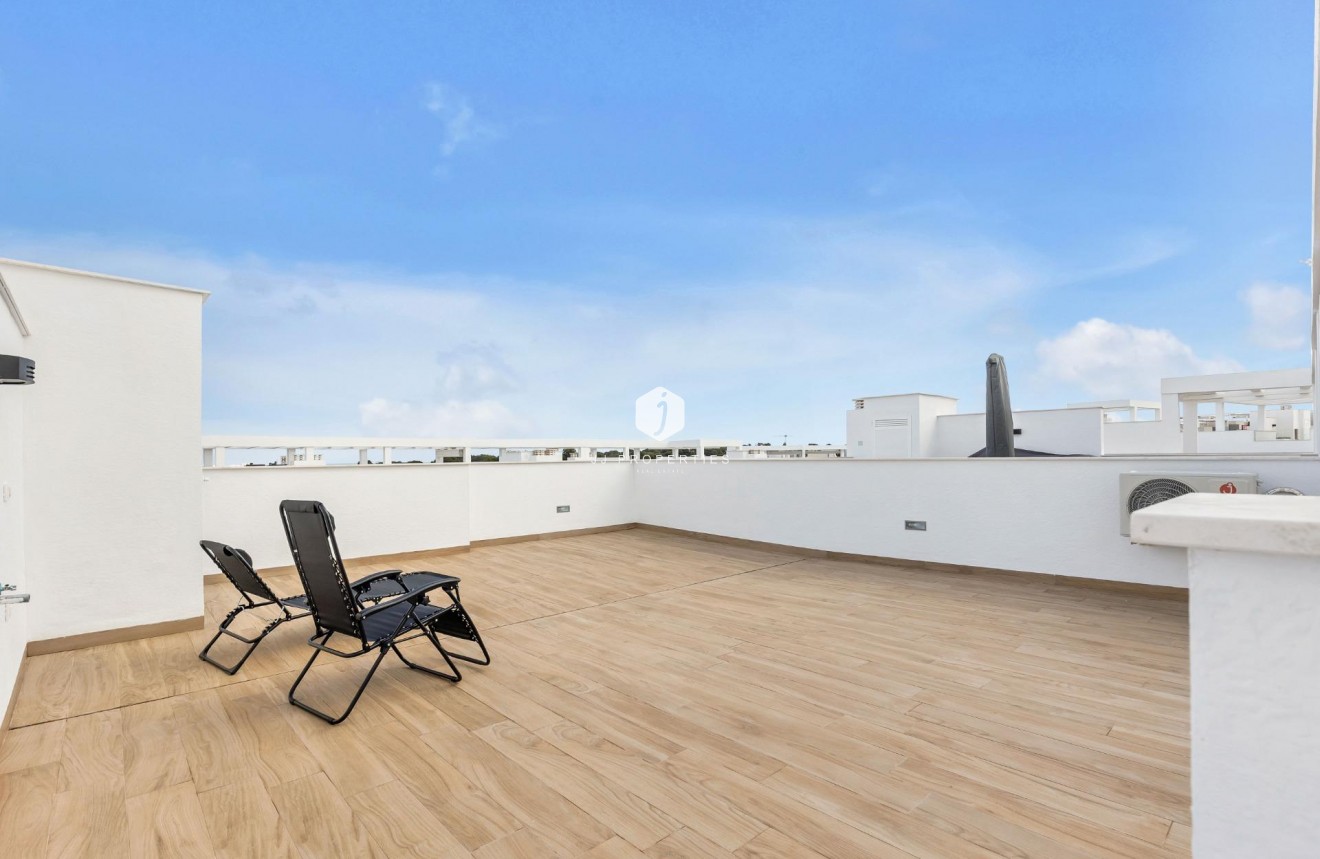 Z drugiej ręki - Daszek -
Torrevieja - Los Balcones - Los Altos del Edén