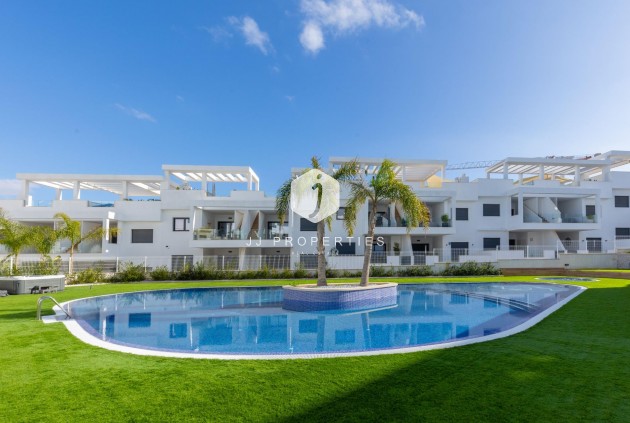 Z drugiej ręki - Daszek -
Torrevieja - Los Balcones - Los Altos del Edén