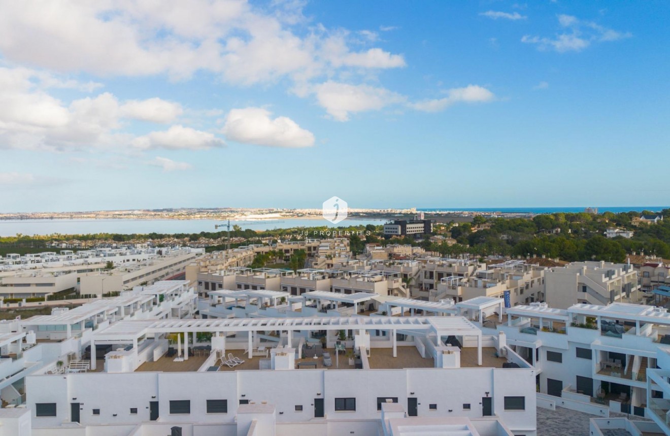 Z drugiej ręki - Daszek -
Torrevieja - Los Balcones - Los Altos del Edén