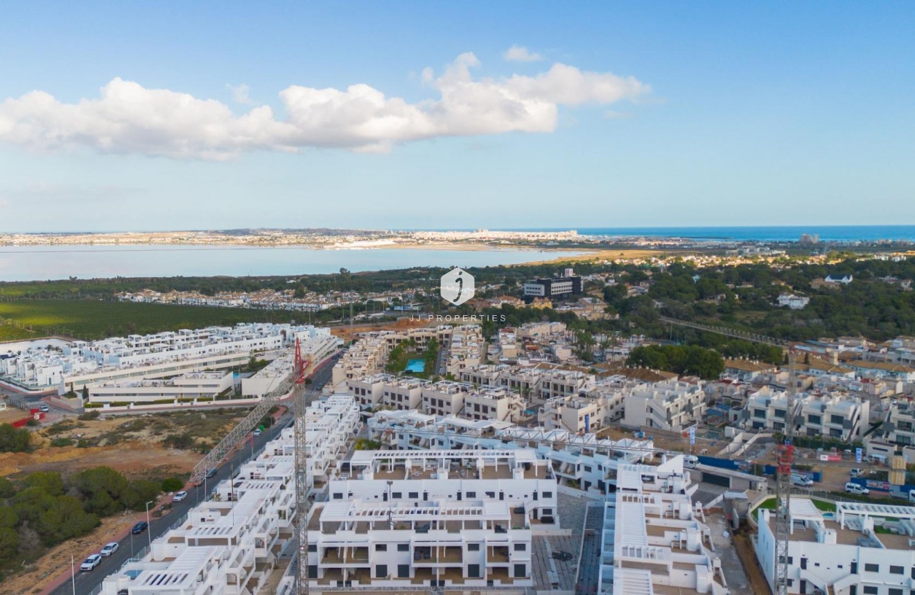 Z drugiej ręki - Daszek -
Torrevieja - Los Balcones - Los Altos del Edén