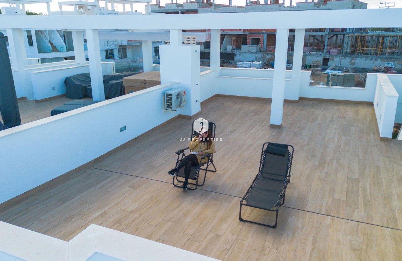 Z drugiej ręki - Daszek -
Torrevieja - Los Balcones - Los Altos del Edén