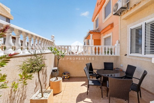 Tweedehands - Chalet -
Torrevieja - Cabo cervera