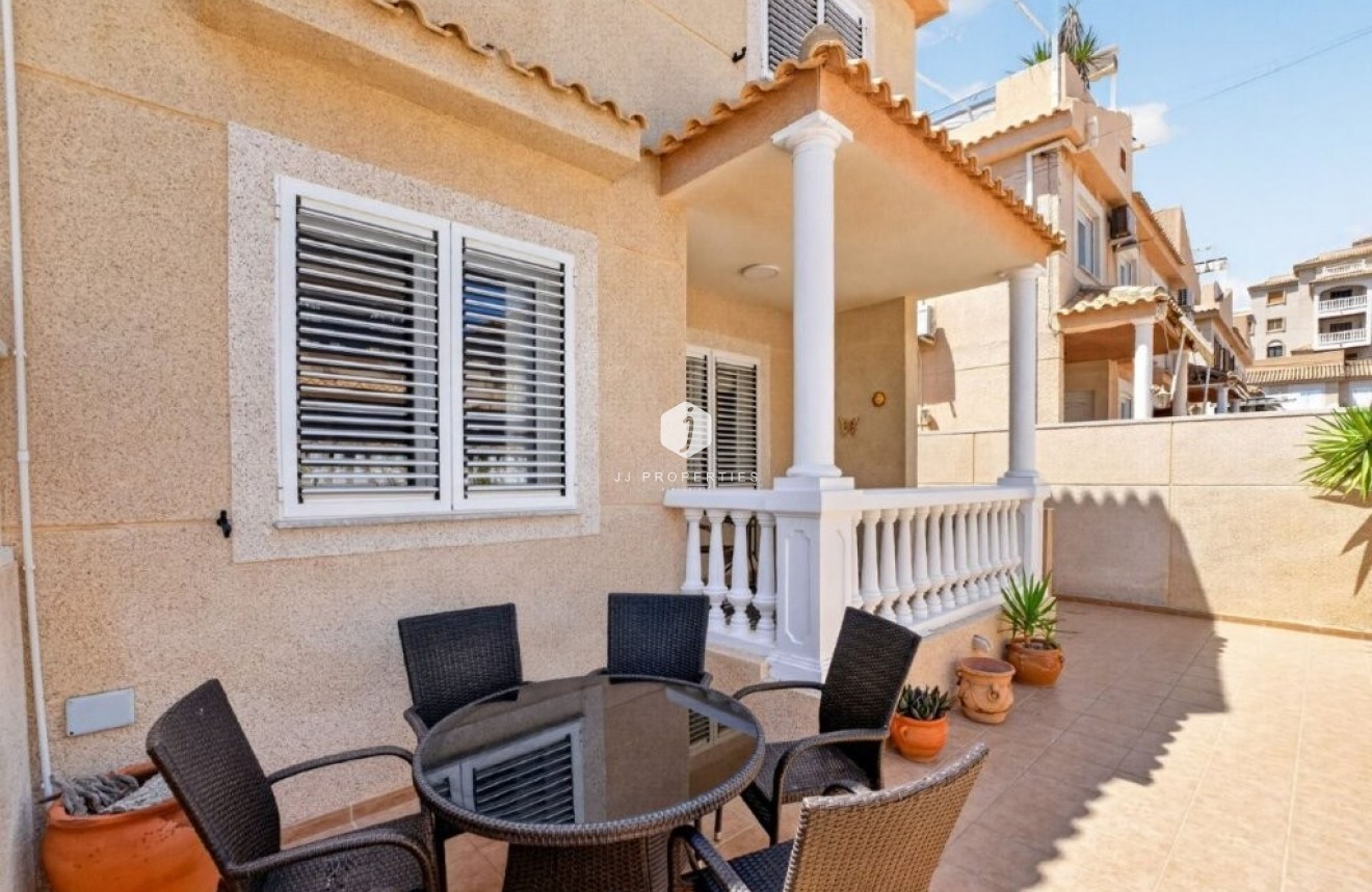 Tweedehands - Chalet -
Torrevieja - Cabo cervera