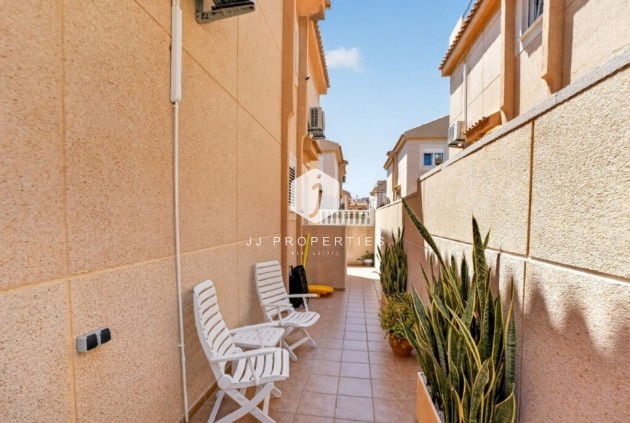 Tweedehands - Chalet -
Torrevieja - Cabo cervera