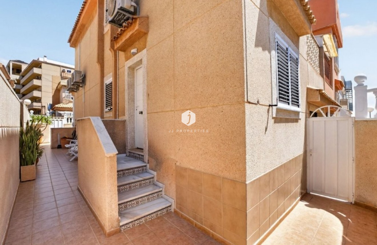 Tweedehands - Chalet -
Torrevieja - Cabo cervera