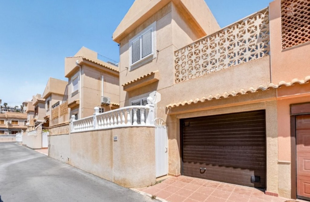 Tweedehands - Chalet -
Torrevieja - Cabo cervera