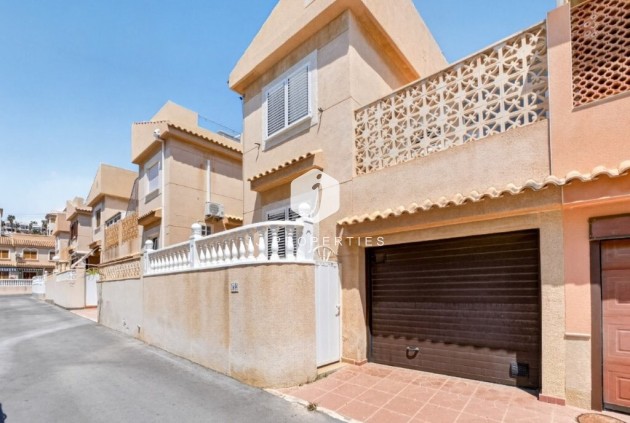 Tweedehands - Chalet -
Torrevieja - Cabo cervera