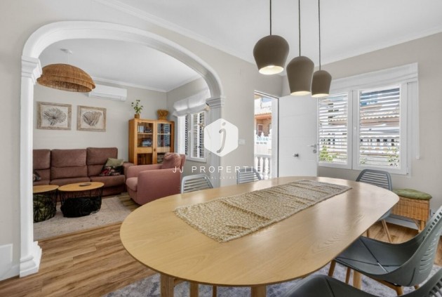 Tweedehands - Chalet -
Torrevieja - Cabo cervera