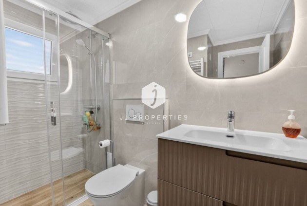 Tweedehands - Chalet -
Torrevieja - Cabo cervera