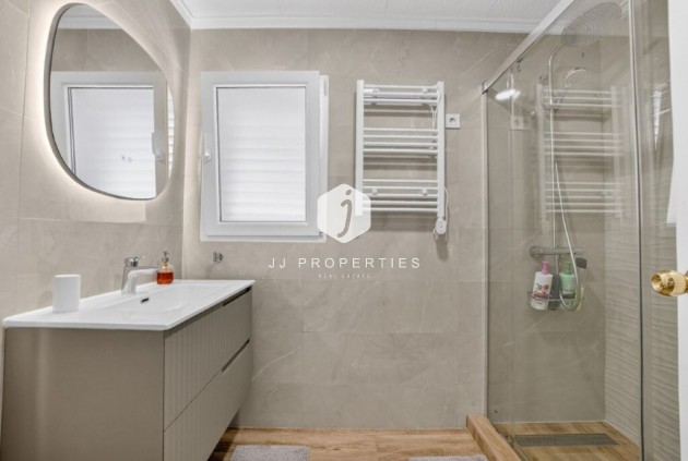 Tweedehands - Chalet -
Torrevieja - Cabo cervera