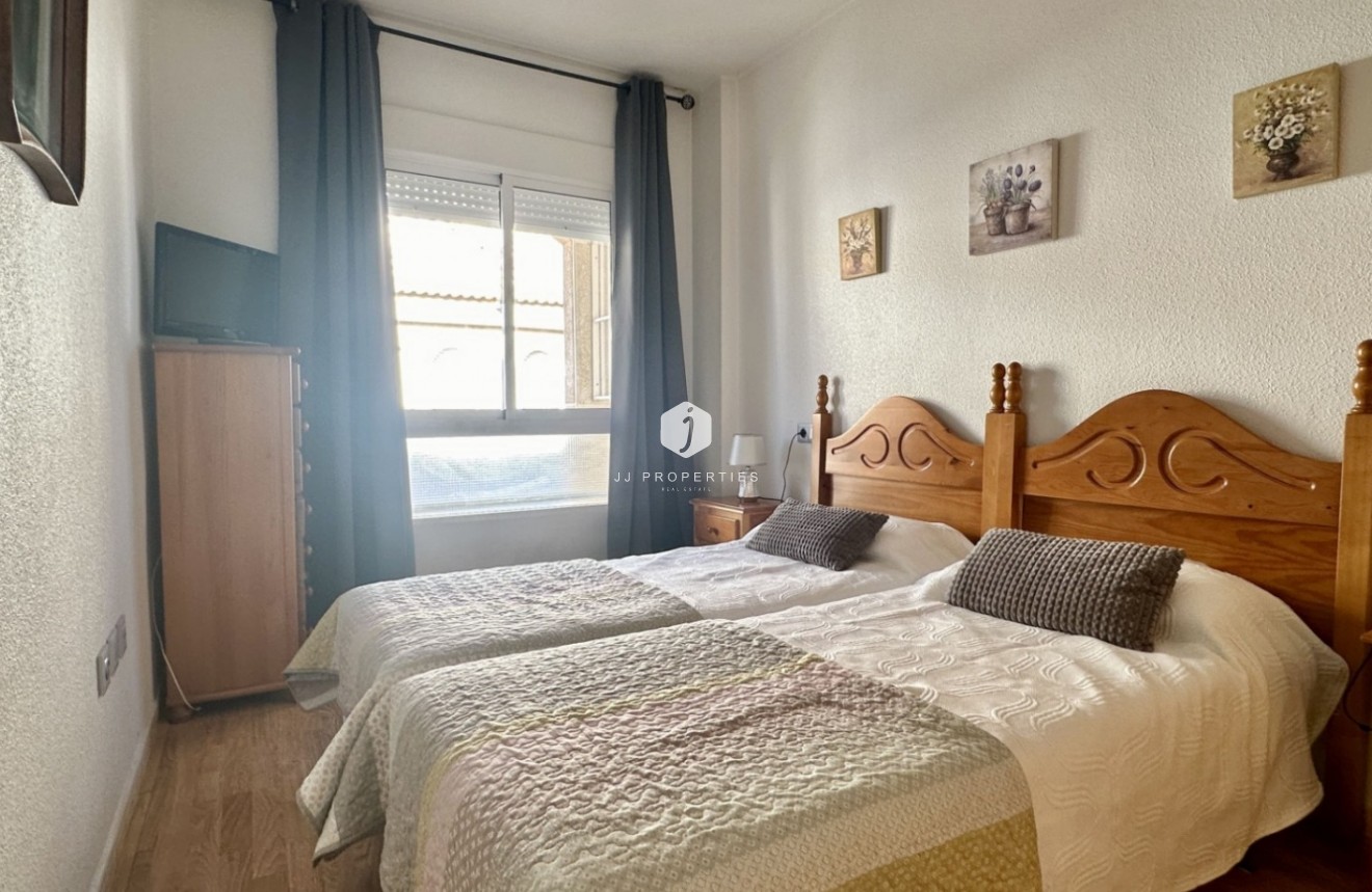 D'occasion - Appartement -
Torrevieja - Costa Blanca