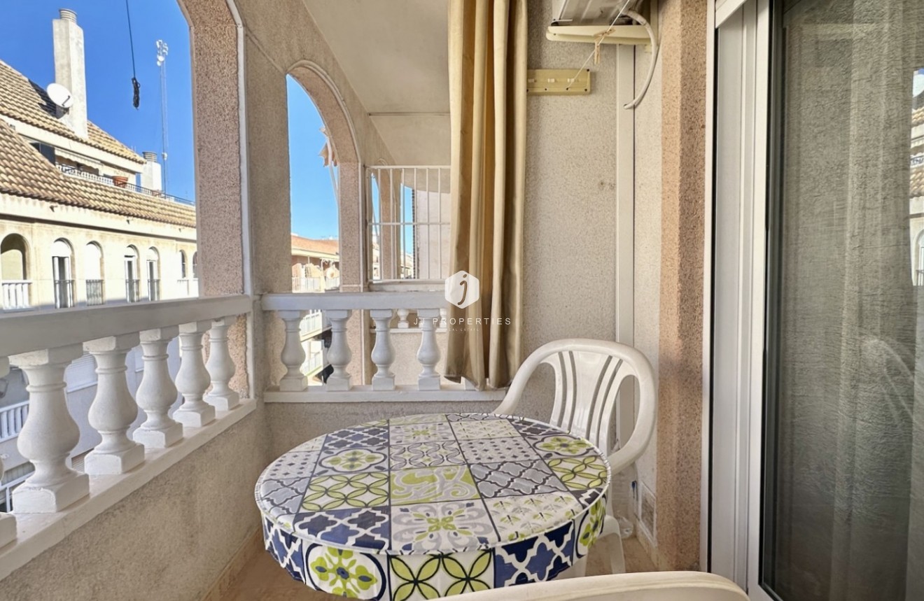 D'occasion - Appartement -
Torrevieja - Costa Blanca