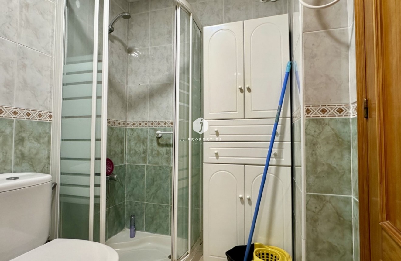 D'occasion - Appartement -
Torrevieja - Costa Blanca
