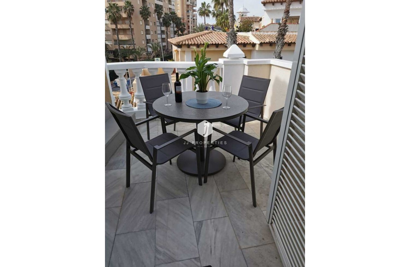 D'occasion - Attique -
Torrevieja - Playa de los Locos
