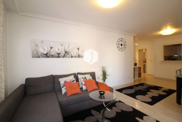 Tweedehands - Appartement / flat -
Torrevieja - Centro