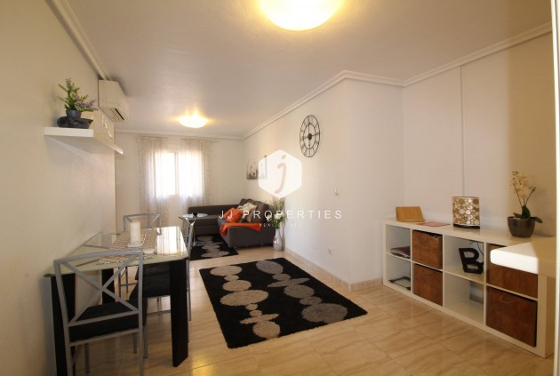 Tweedehands - Appartement / flat -
Torrevieja - Centro