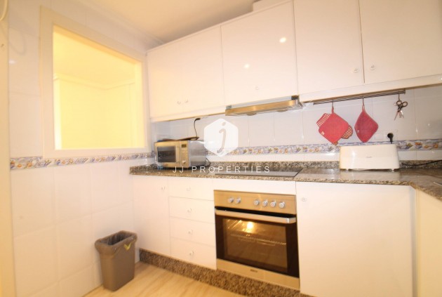 Tweedehands - Appartement / flat -
Torrevieja - Centro