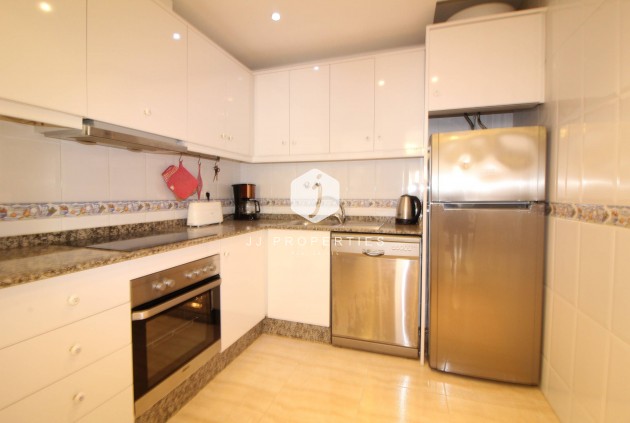 Tweedehands - Appartement / flat -
Torrevieja - Centro