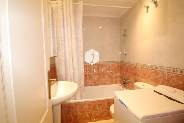 Tweedehands - Appartement / flat -
Torrevieja - Centro