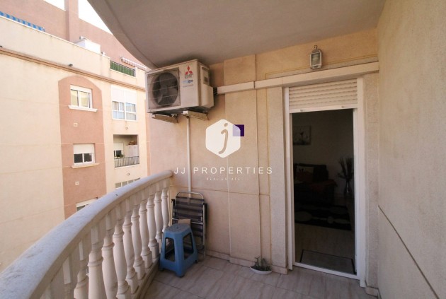Tweedehands - Appartement / flat -
Torrevieja - Centro