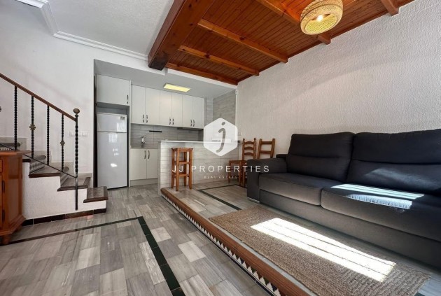 D'occasion - Chalet -
Torrevieja - Cabo cervera