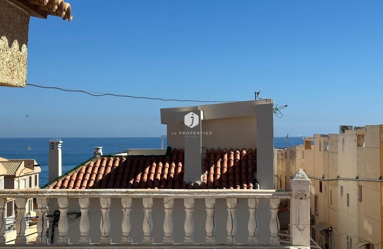 D'occasion - Chalet -
Torrevieja - Cabo cervera