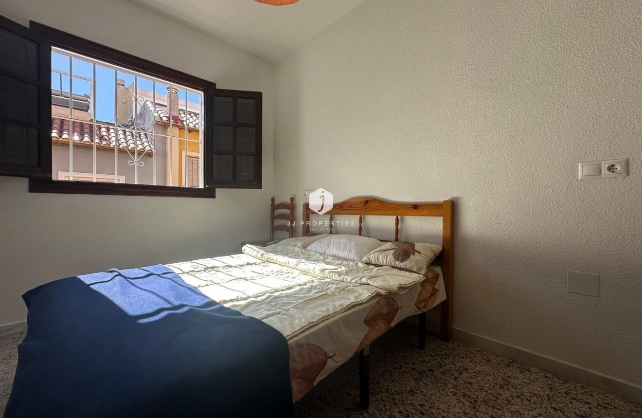 D'occasion - Chalet -
Torrevieja - Cabo cervera