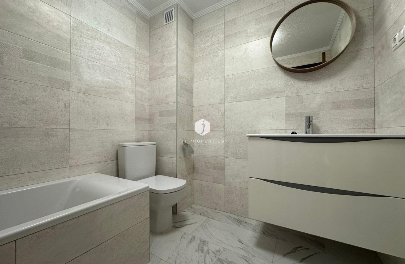 D'occasion - Chalet -
Torrevieja - Cabo cervera