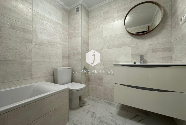 D'occasion - Chalet -
Torrevieja - Cabo cervera