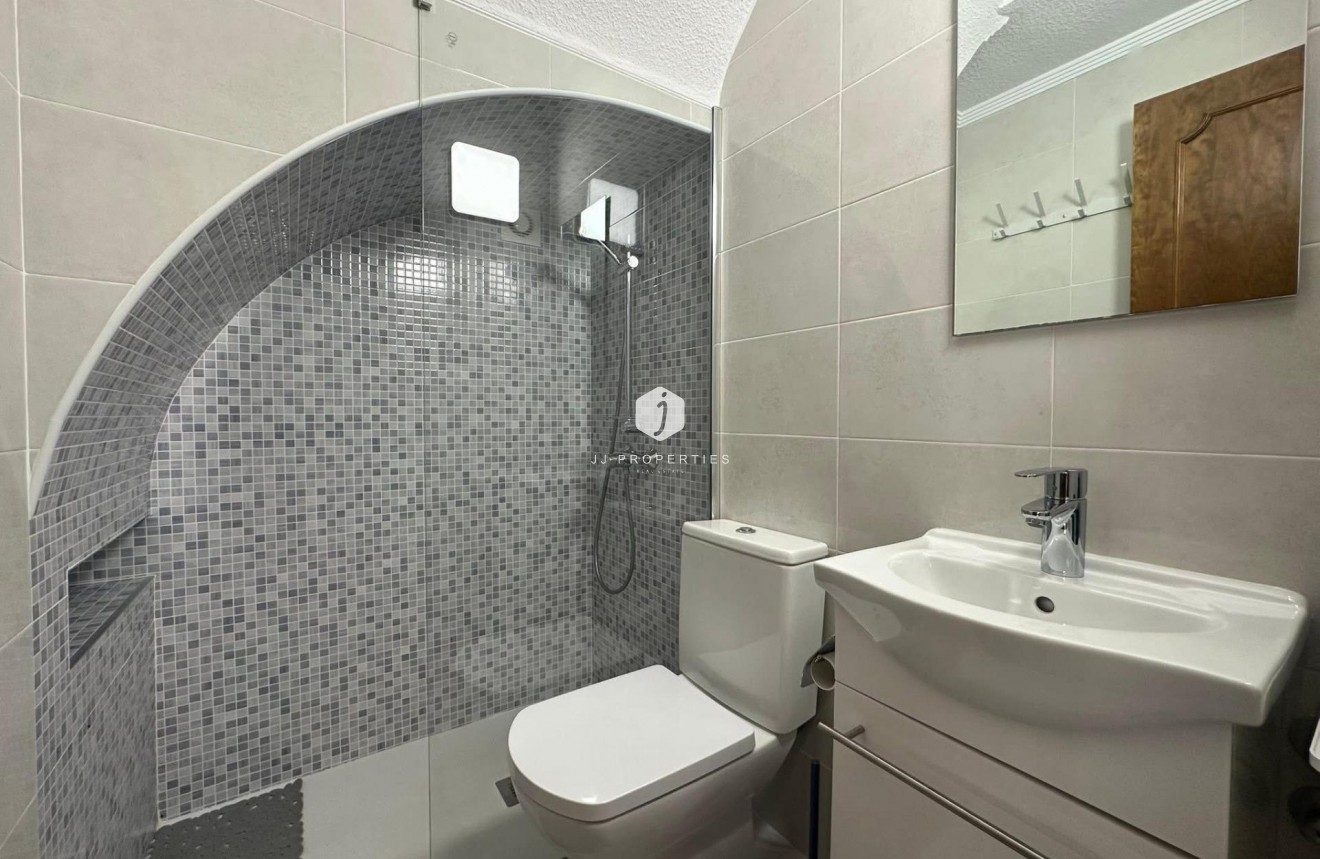 D'occasion - Chalet -
Torrevieja - Cabo cervera