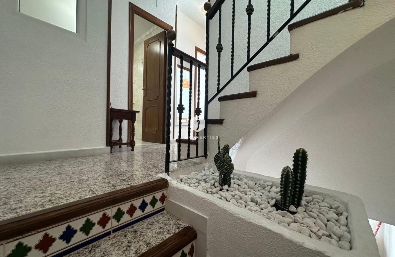 D'occasion - Chalet -
Torrevieja - Cabo cervera