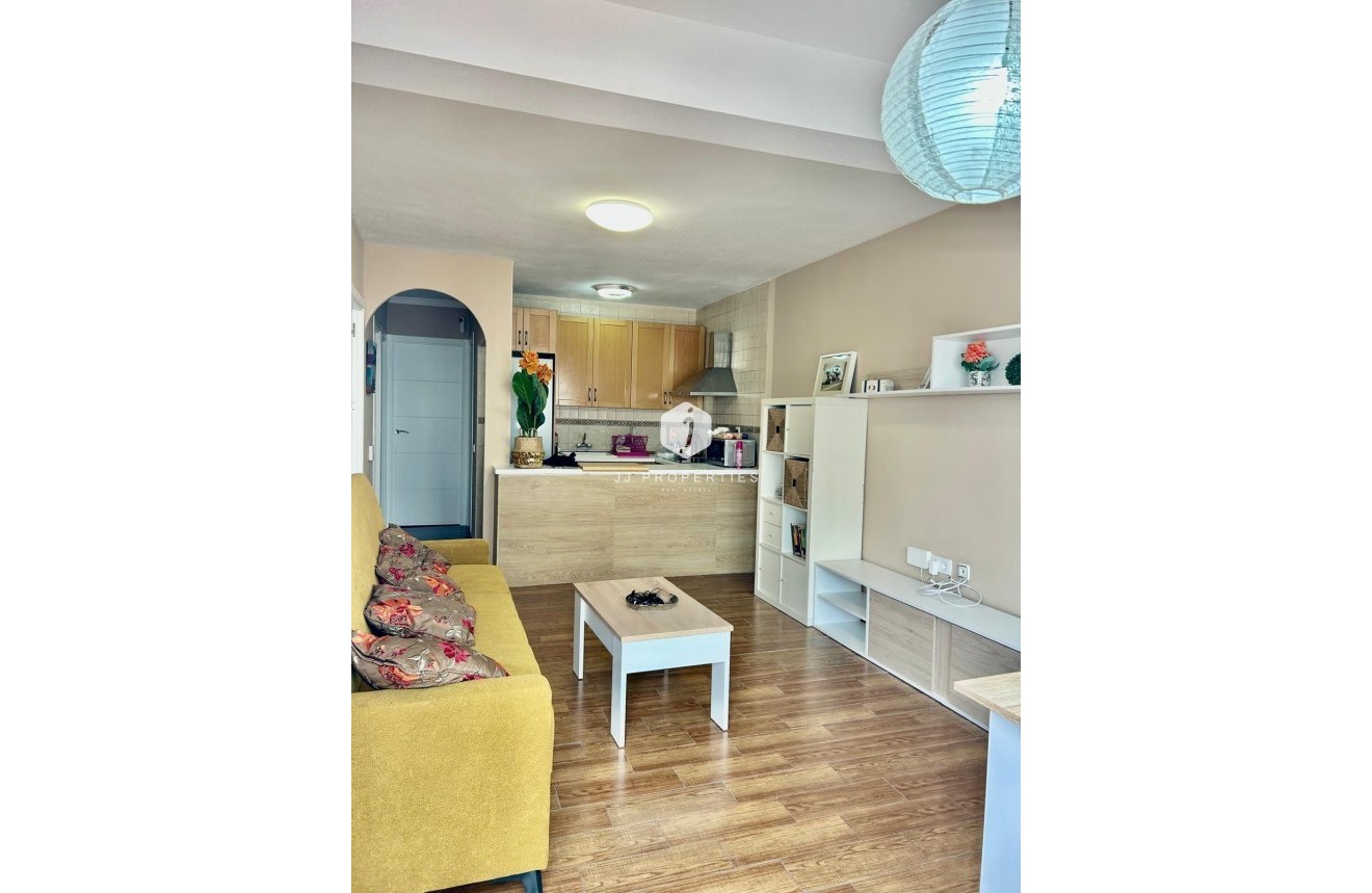 Aus zweiter Hand - Wohnung -
Torrevieja - Sector 25