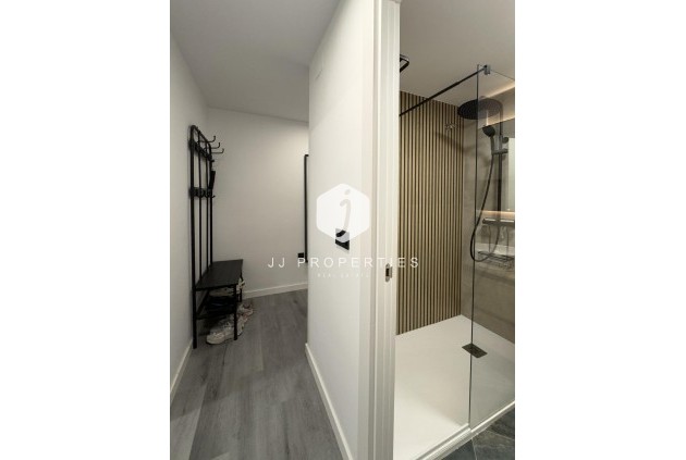 Tweedehands - Appartement / flat -
Torrevieja - Centro