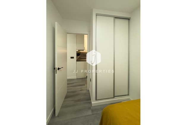 Tweedehands - Appartement / flat -
Torrevieja - Centro