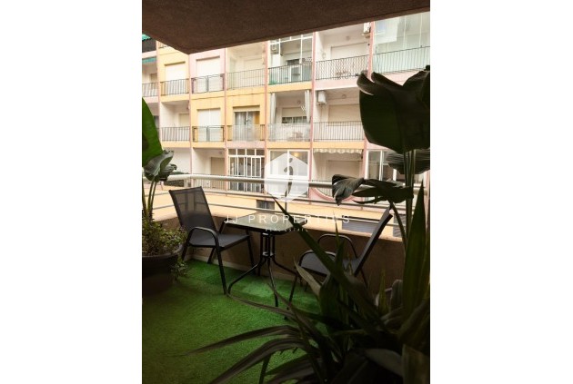 Tweedehands - Appartement / flat -
Torrevieja - Centro