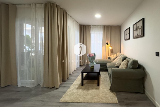 Tweedehands - Appartement / flat -
Torrevieja - Centro