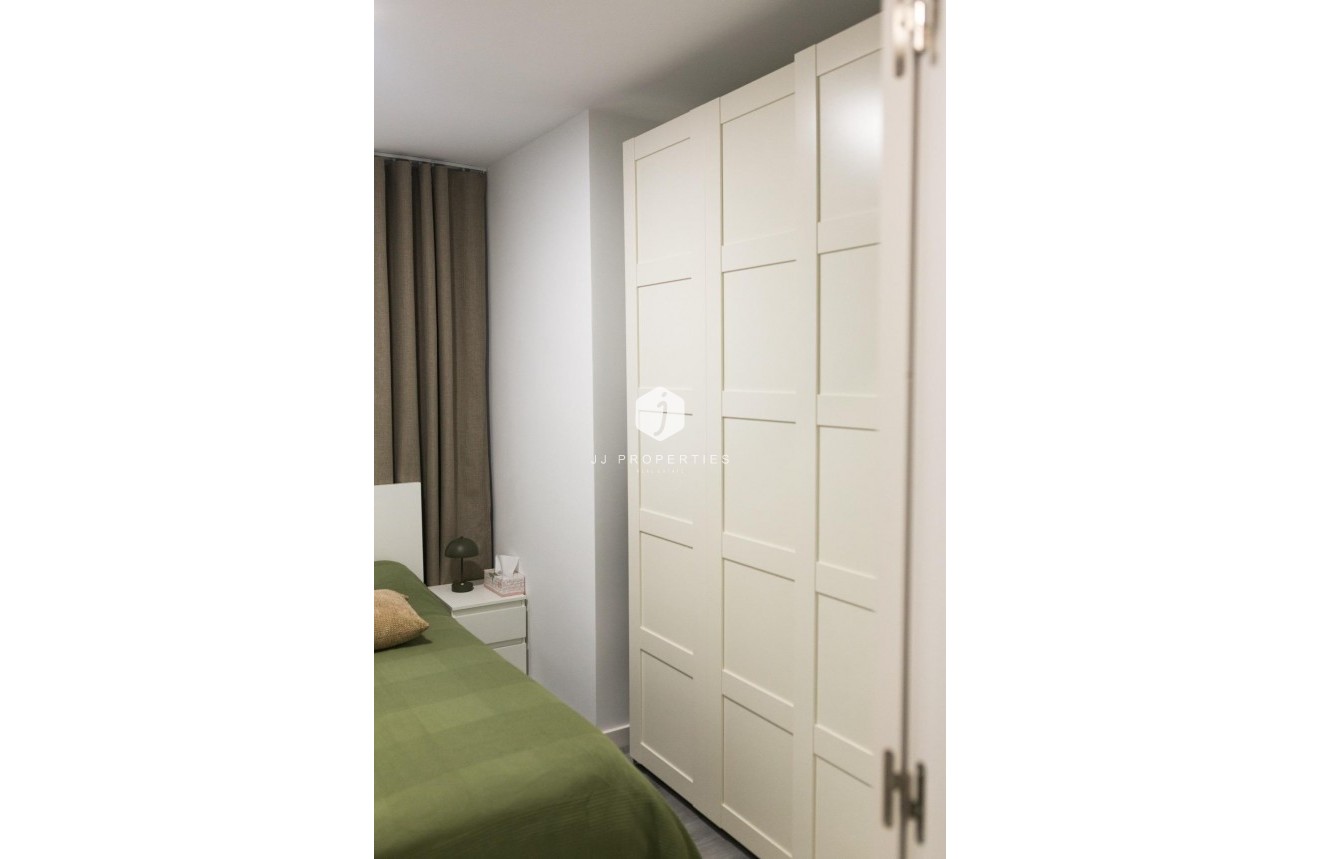 Tweedehands - Appartement / flat -
Torrevieja - Centro
