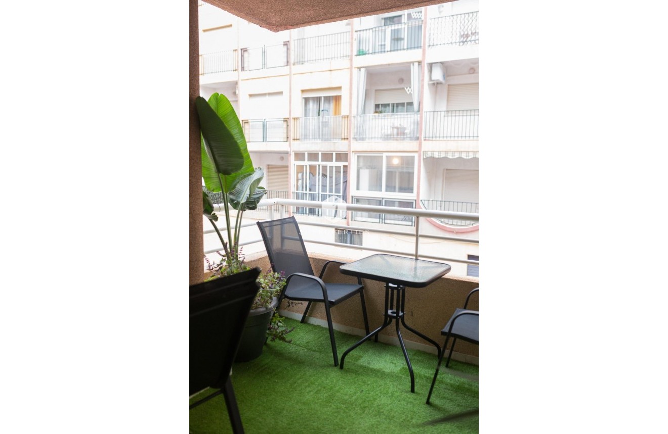 Tweedehands - Appartement / flat -
Torrevieja - Centro