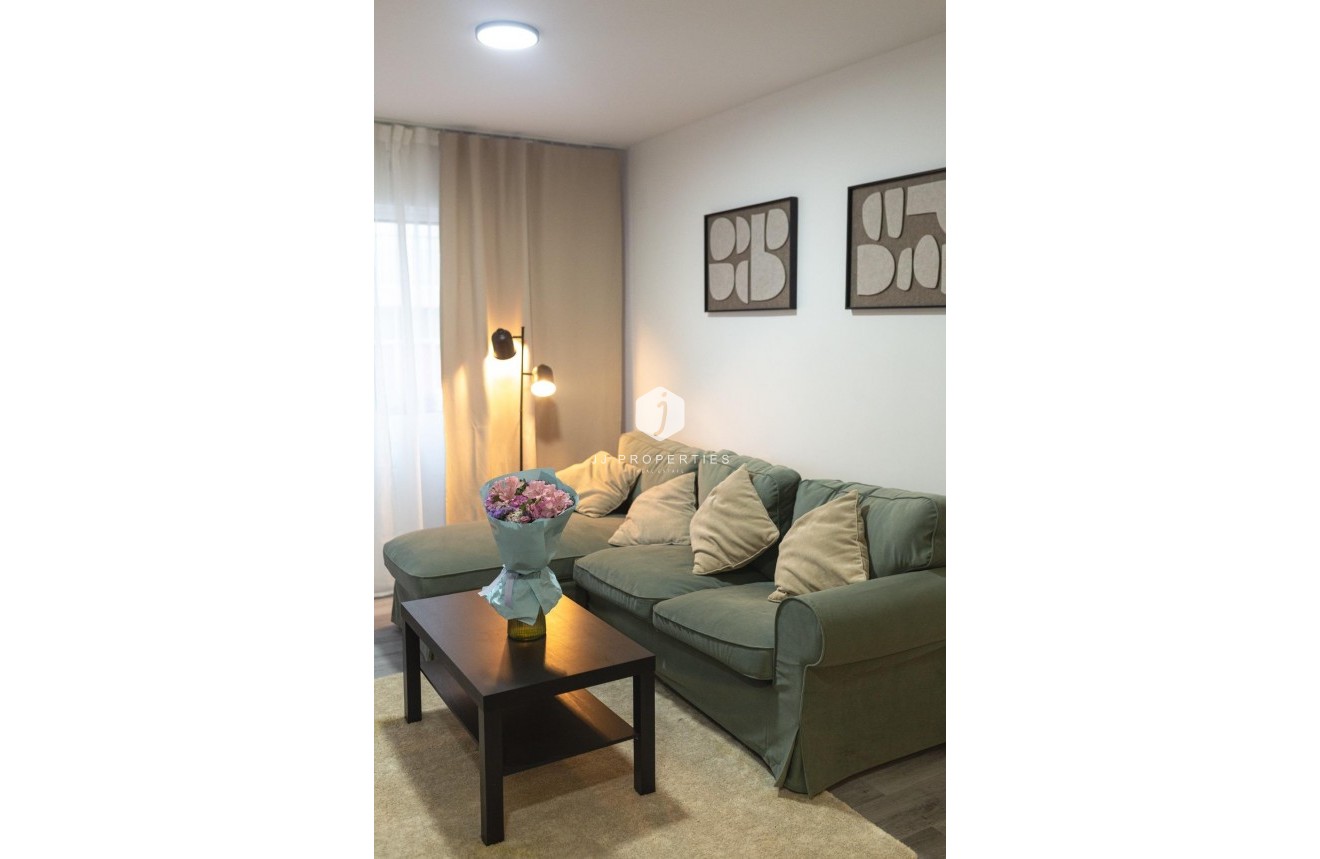 Tweedehands - Appartement / flat -
Torrevieja - Centro