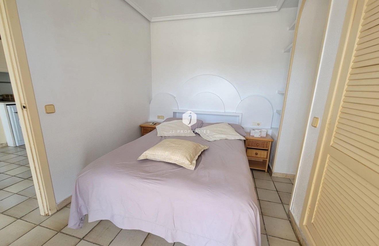 Tweedehands - Penthouse -
Torrevieja - Playa De La Mata